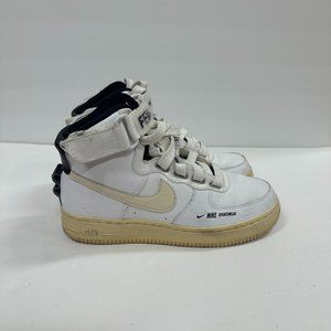 Nike Women's AIR FORCE 1 HIGH UTILITY AJ7311 100